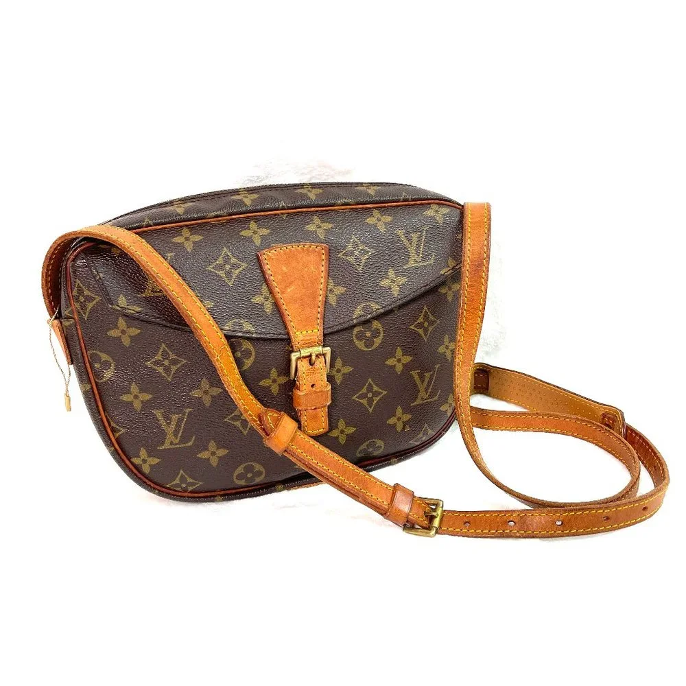 Auc Vintage Louis Vuitton Monogram Jeune Fille MM shoulder bag